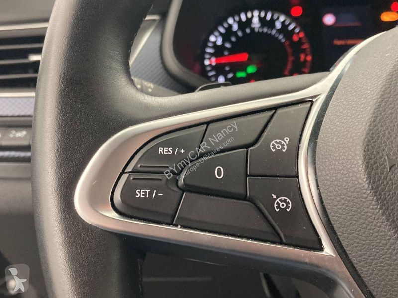 Autoutilitară Renault Arkana mild hybrid 140...
