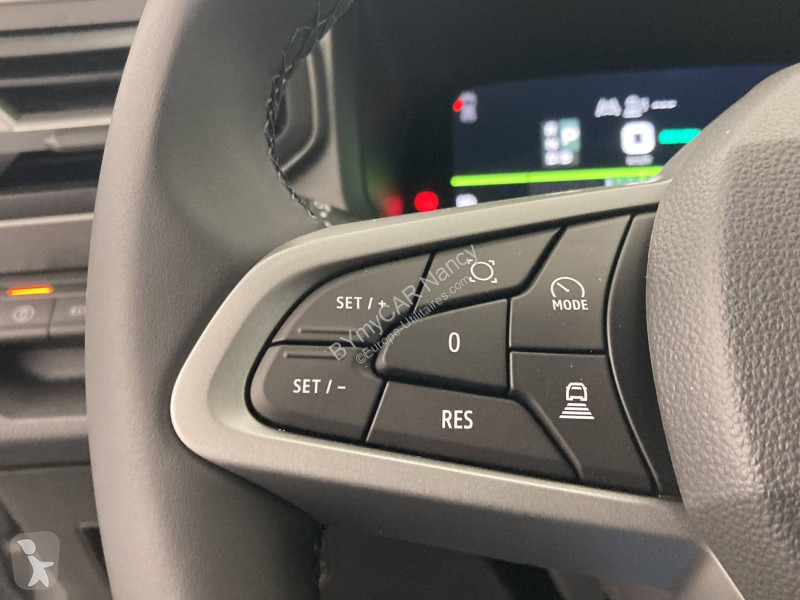 Veicolo commerciale Dacia Bigster Hybrid 155