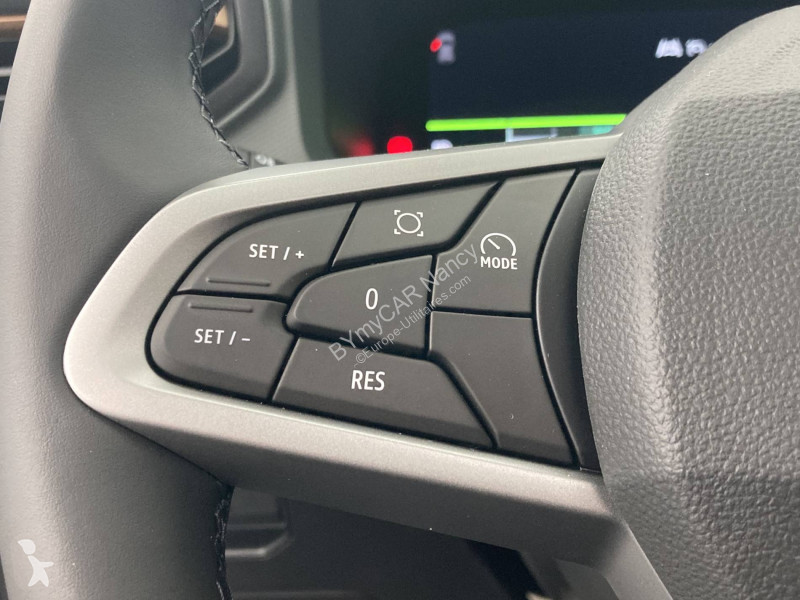 Autoutilitară Dacia Bigster TCe 140