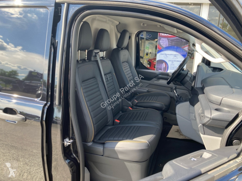 Véhicule utilitaire Ford 320 L1H1 2.0 EcoBlue...