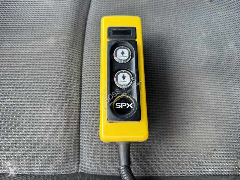 Autoutilitară Renault 2.3 130PK L3H1 Kipper...
