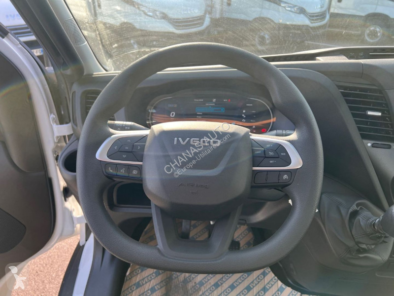 Furgoneta Iveco 35C16 160CV 3L BOB AMPLINER...