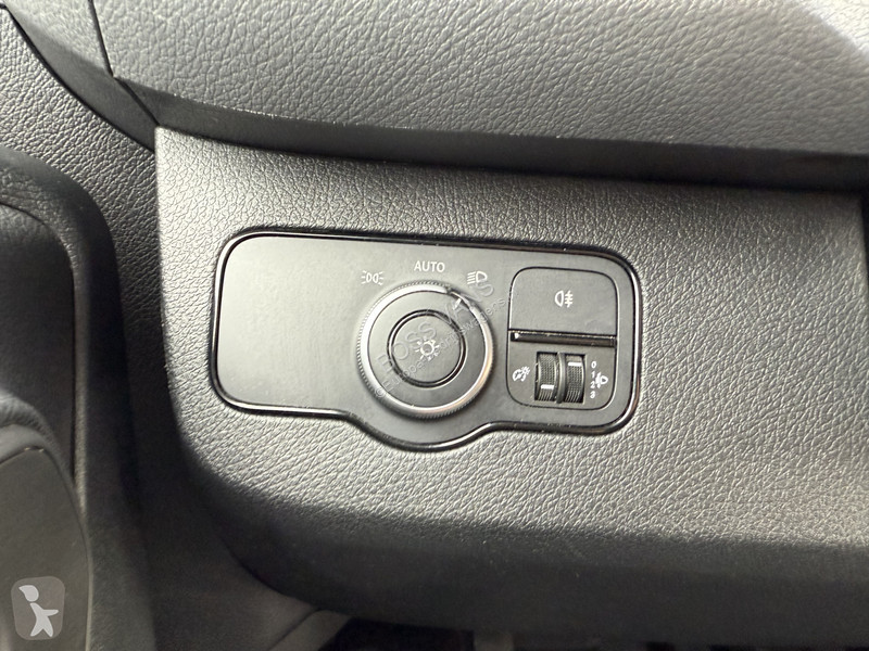 Užitkové vozidlo Mercedes 315 1.9 CDI L2H2...