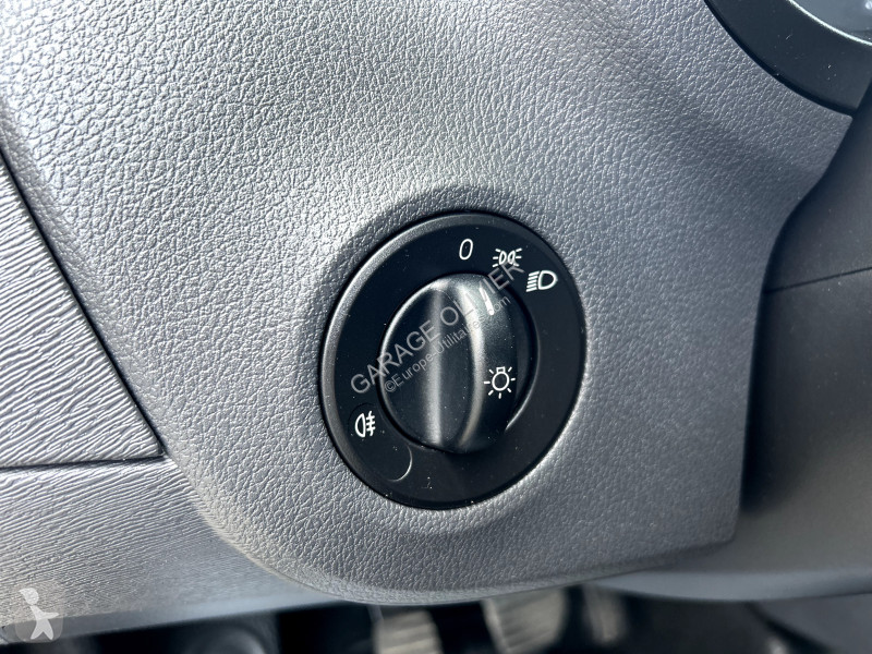 Véhicule utilitaire Mercedes Compact 109 1.5...