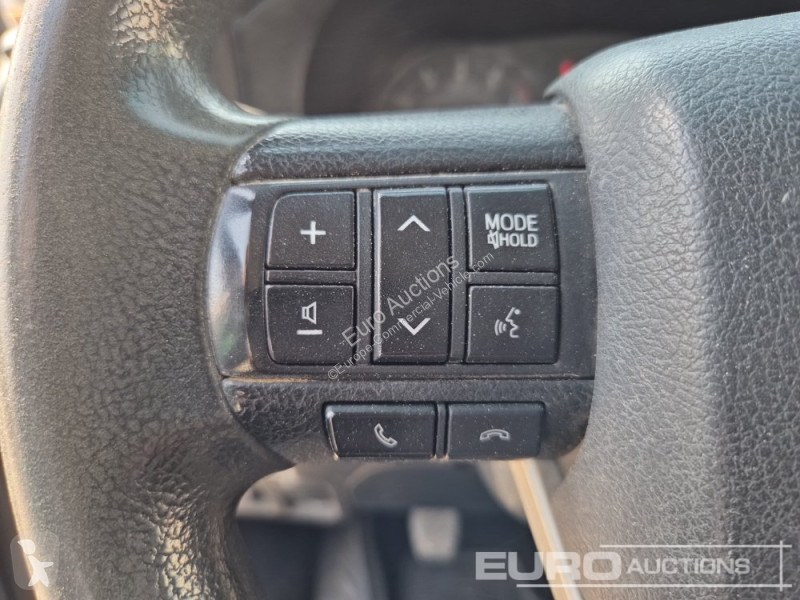 Véhicule utilitaire Toyota Hilux