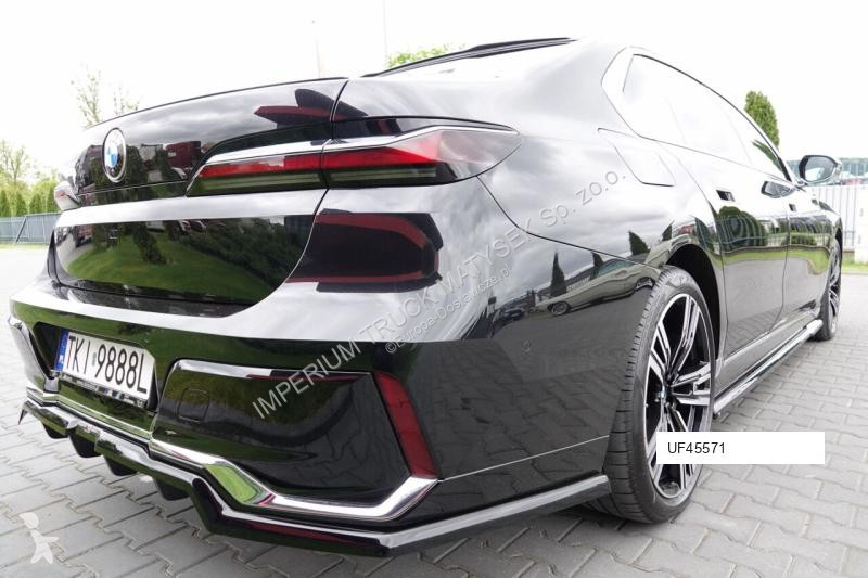 Véhicule utilitaire BMW 7 xDrive M Sport