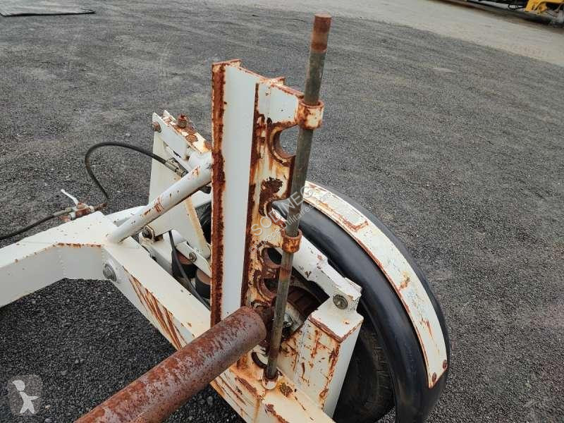 Véhicule utilitaire   PORTE TOURET