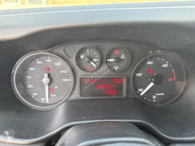 Nyttofordon Iveco 35S14 2.3 L2H2 Cruise Control...