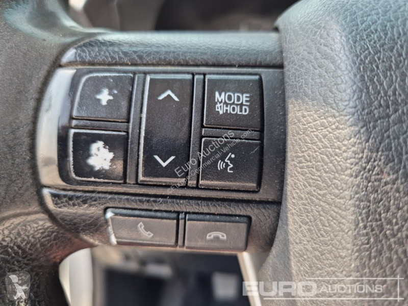 Veicolo commerciale Toyota Hilux DLX