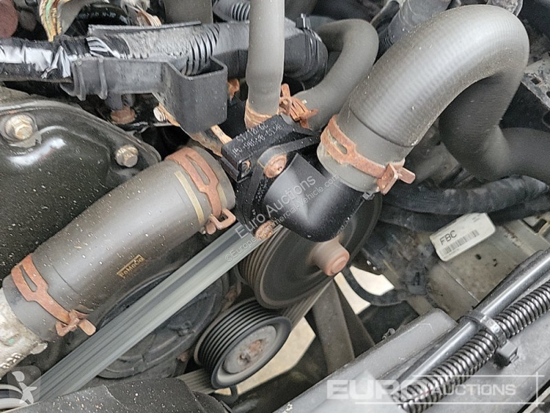 Véhicule utilitaire Ford 350