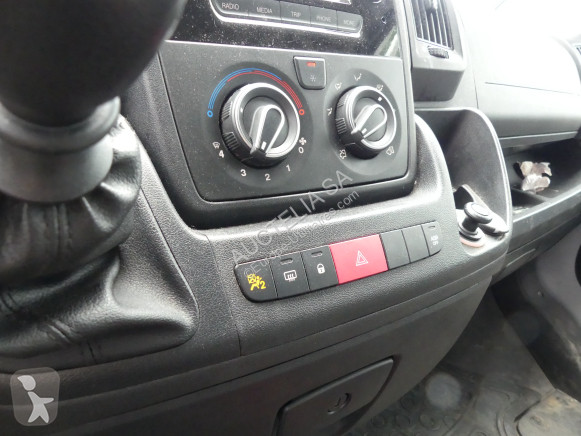 Autoutilitară Peugeot