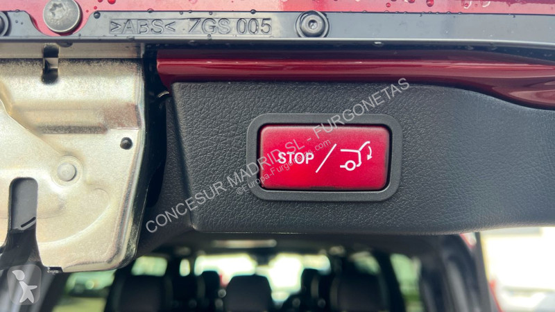 Veicolo commerciale Mercedes 250 d Avantgarde...