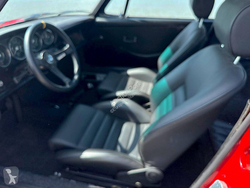 Véhicule utilitaire Porsche 2.0