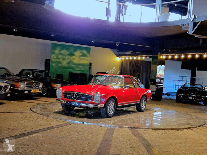 Furgoneta Mercedes SL 'Pagode' 200-serie