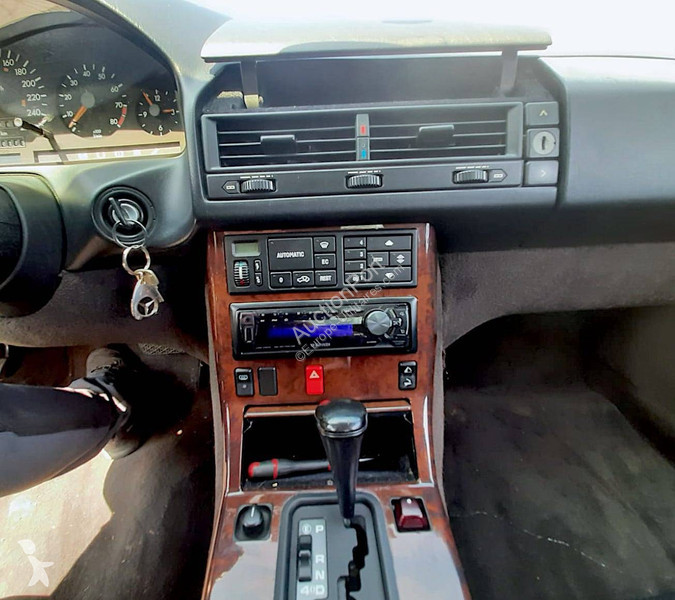 Furgoneta Mercedes (R129) _ 300 -24 -Klasse