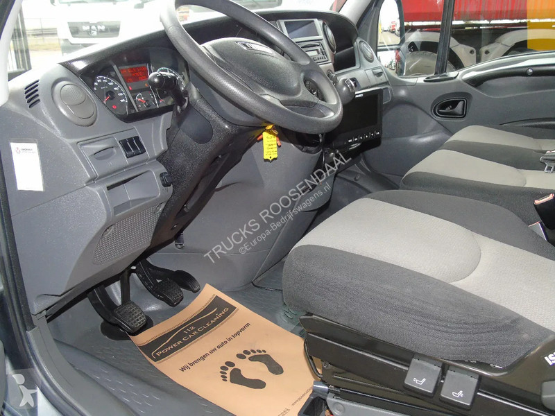 Nyttofordon Iveco 35C13 + LIFT + EURO 5
