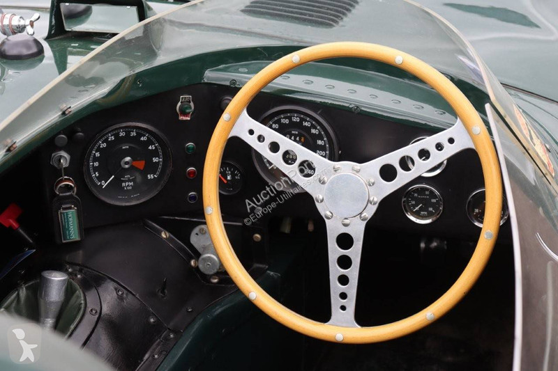 Véhicule utilitaire Jaguar  D-Type by RAM