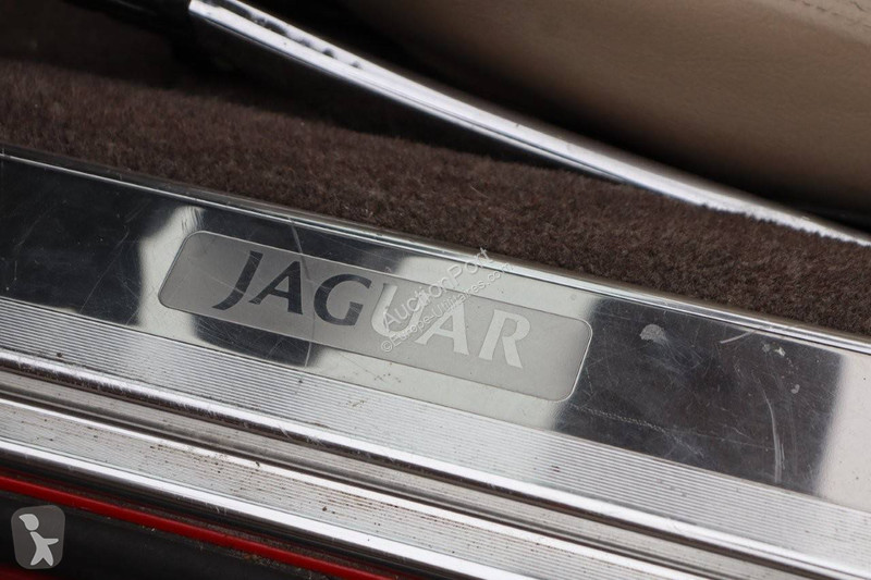 Véhicule utilitaire Jaguar Convertible -S