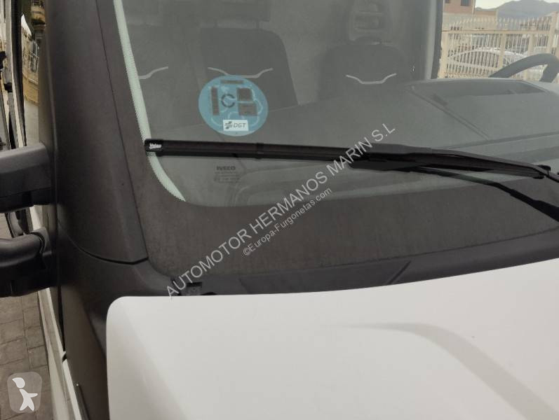 Furgoneta Iveco