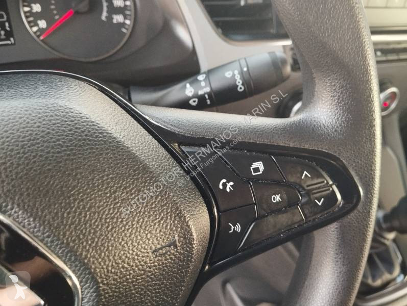 عربة نفعية Renault