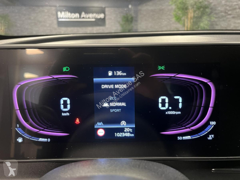Samochód dostawczy KIA SPORTAGE 1.6 T-GDi MHEV...