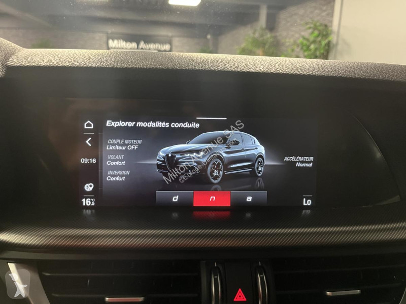 Samochód dostawczy Alfa-Roméo STELVIO 2.2 D -...