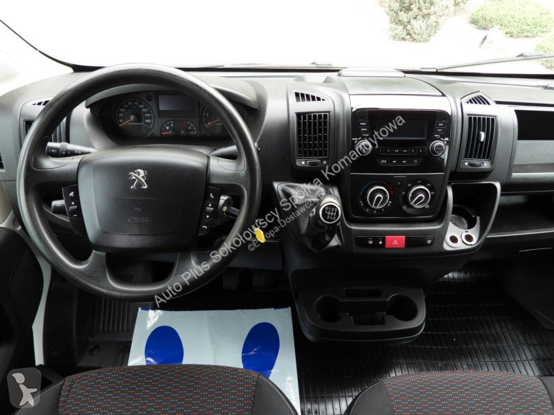 Samochód dostawczy Peugeot  BOXER