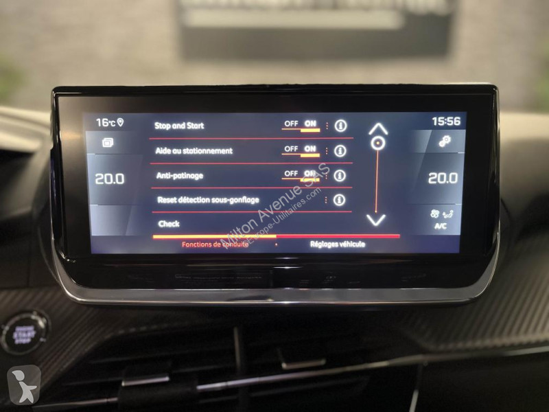عربة نفعية Peugeot 2008 1.5 BlueHDi - 130 - BV...