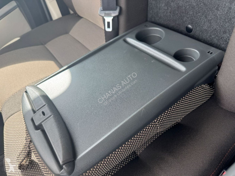 عربة نفعية Peugeot L1H1 2.2 BLUEHDI 140 PREMIUM...