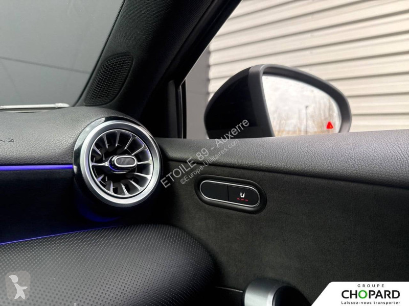 Véhicule utilitaire Mercedes Classe A 250 e...
