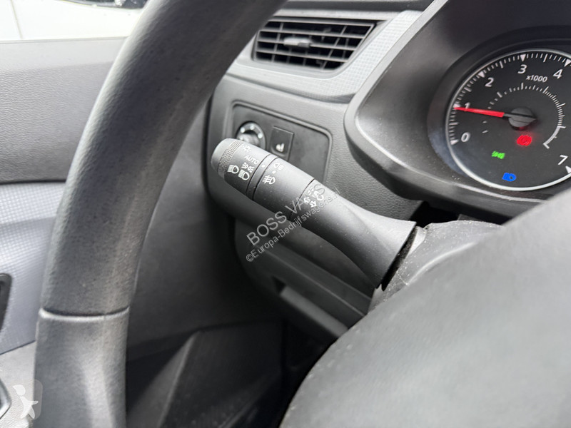 Véhicule utilitaire Renault 1.3 TCe 100 Comfort...