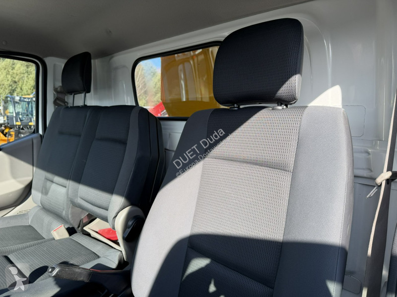 Furgoneta Nissan