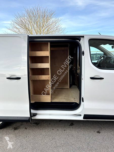Véhicule utilitaire Citroën M Bluehdi 120...