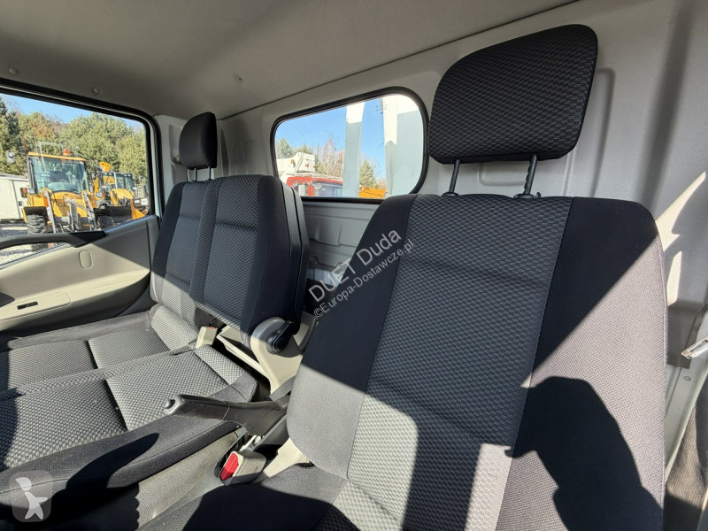 Nissan  Transporter