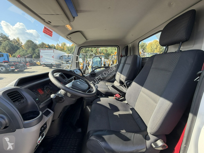 Samochód dostawczy Renault