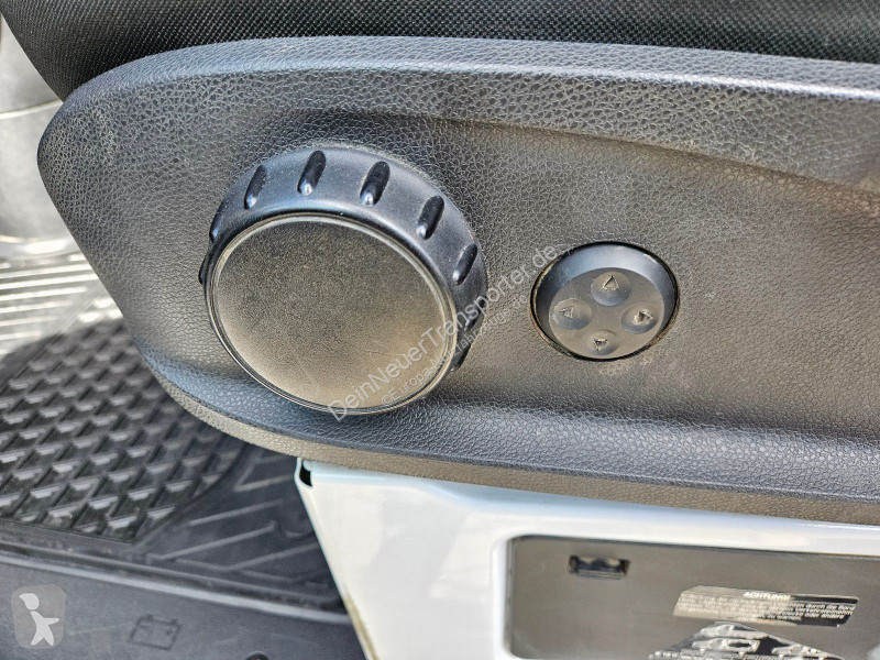 Samochód dostawczy Mercedes 317 cdi DoKa 7S...