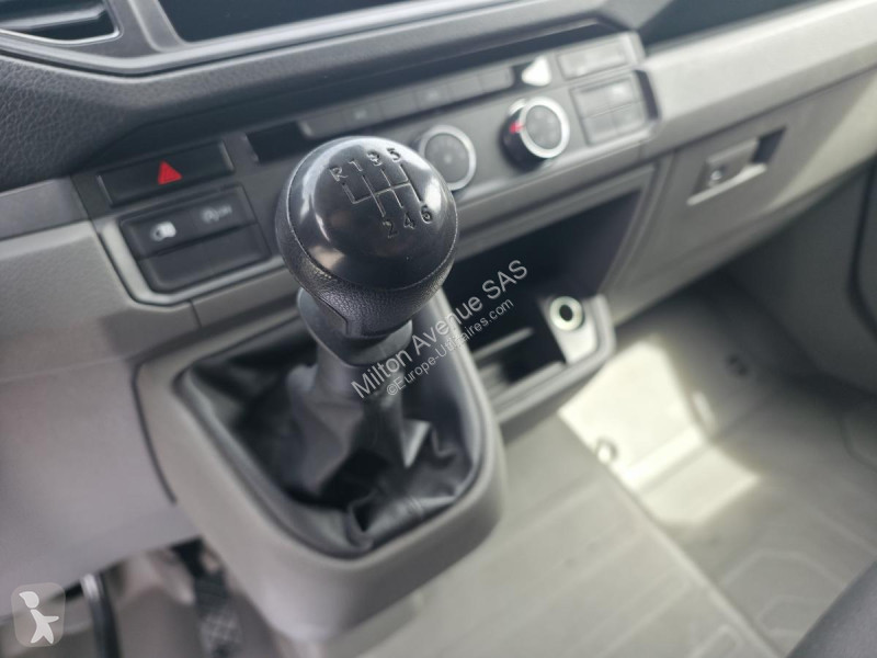 عربة نفعية Volkswagen CRAFTER 30 L3H3 2.0 TDI -...