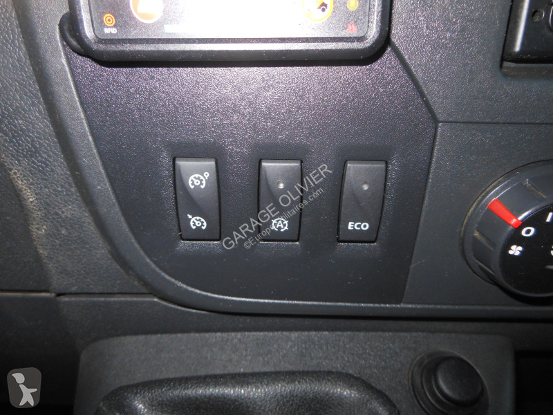 Véhicule utilitaire Renault Châssis Cabine...
