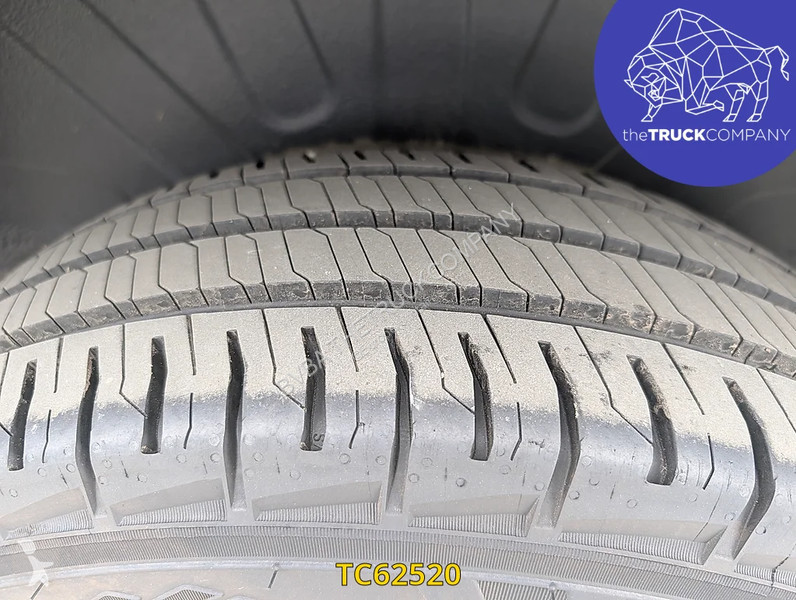Furgoneta Peugeot 3t3 2l blue hdi 110 pack