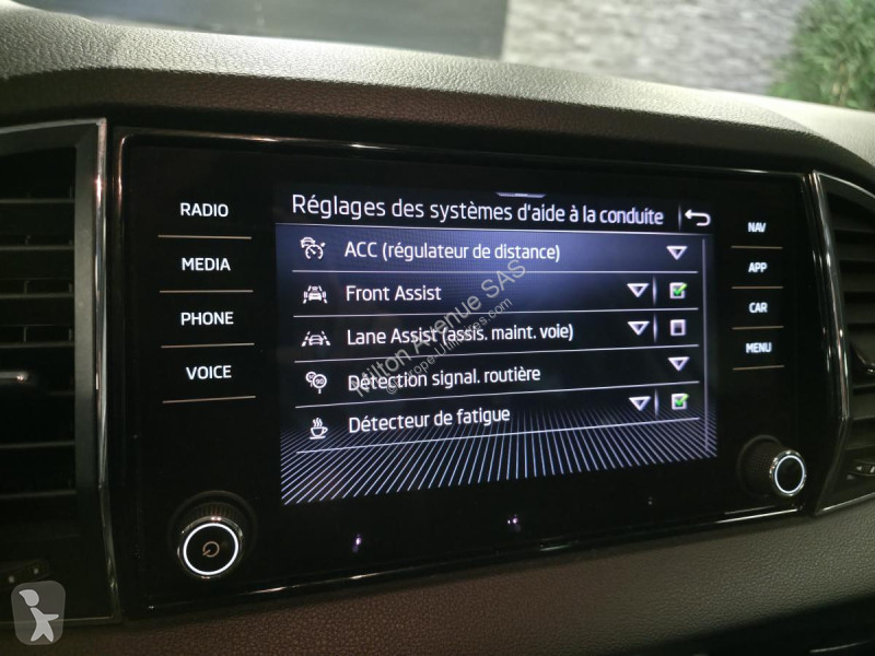 Samochód dostawczy Skoda KAROQ 2.0 TDI SCR -...