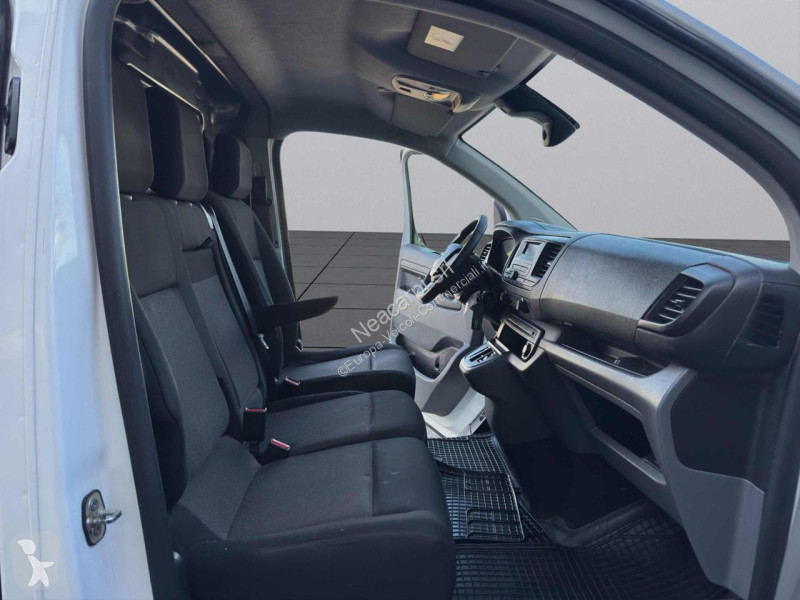 عربة نفعية Opel