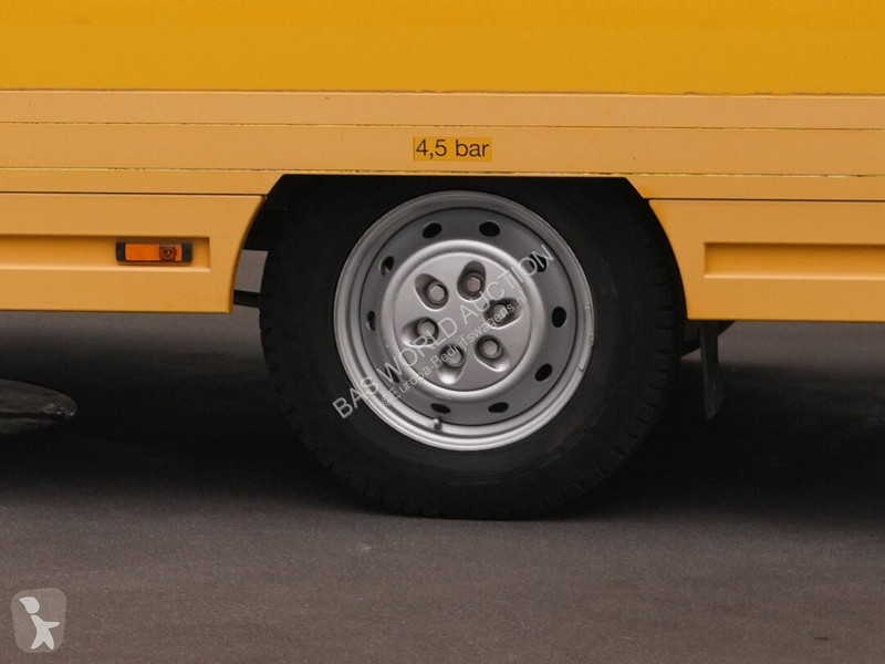 Véhicule utilitaire Iveco 35S11