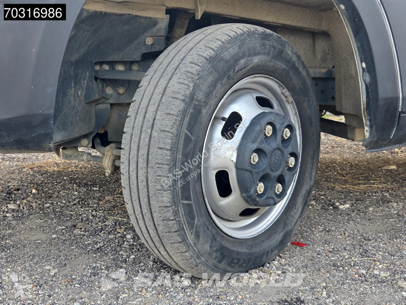 Furgoneta Iveco 35C16 3.0L - Volquete - Doble...