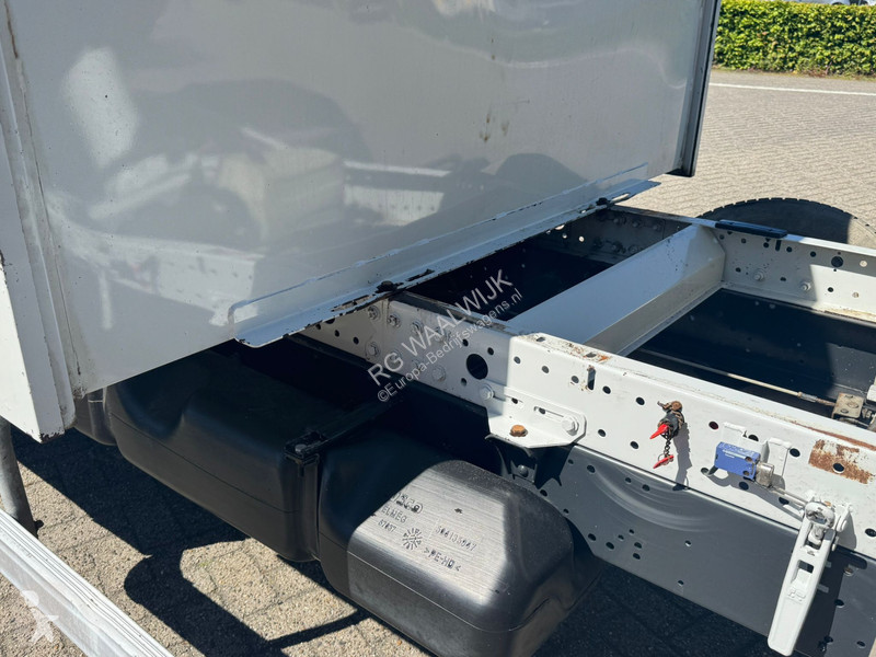 عربة نفعية Iveco 35C16