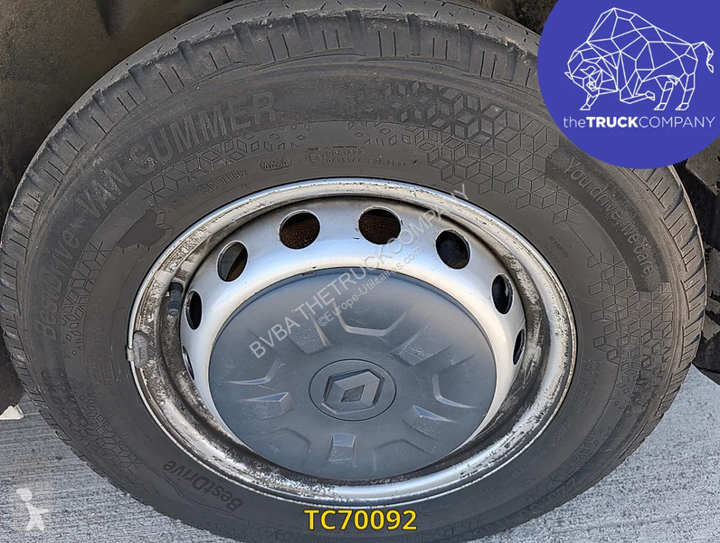 Samochód dostawczy Renault 145.35 nacelle klubb