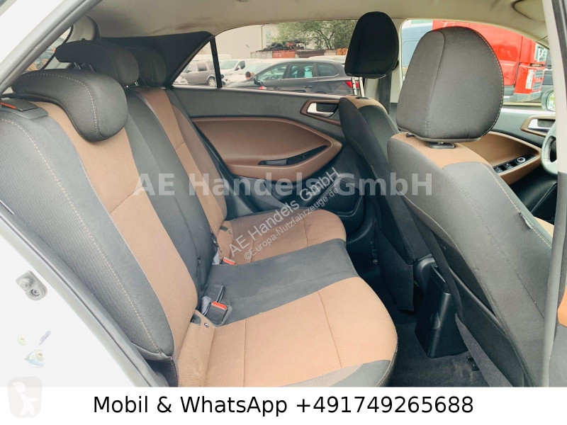 Samochód dostawczy Hyundai i20 blue Trend 1,4 L...