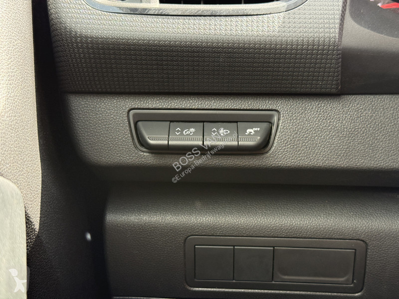 عربة نفعية Nissan 1.3 130PK **Benzine** L1H1...