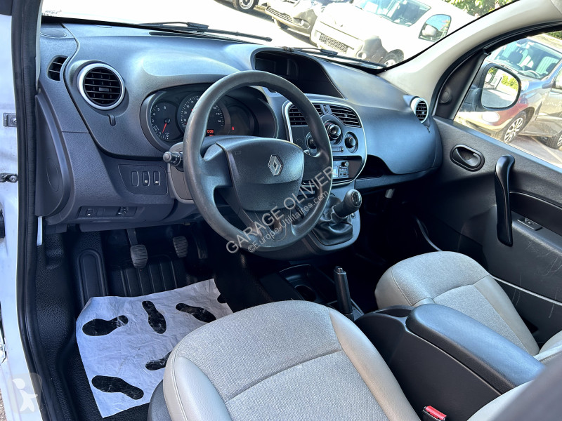 Véhicule utilitaire Renault Maxi Grand Volume...