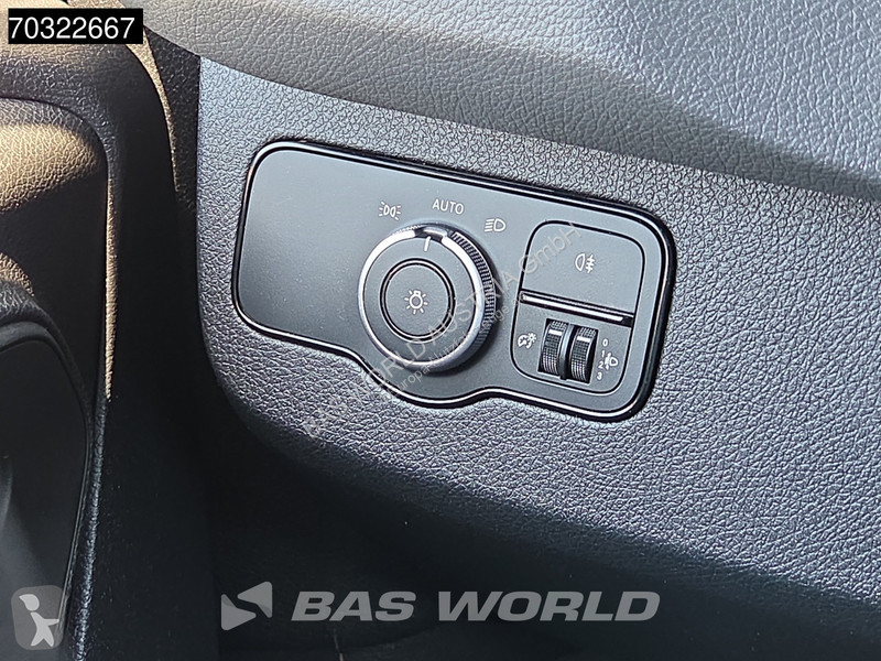 عربة نفعية Mercedes 215 CDI Automatik 150PS...