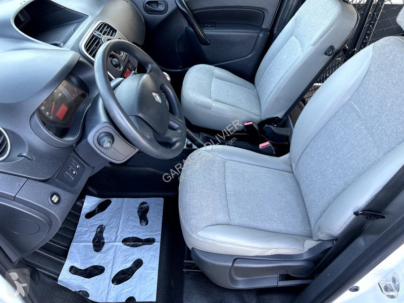 Véhicule utilitaire Renault Maxi Grand Volume...